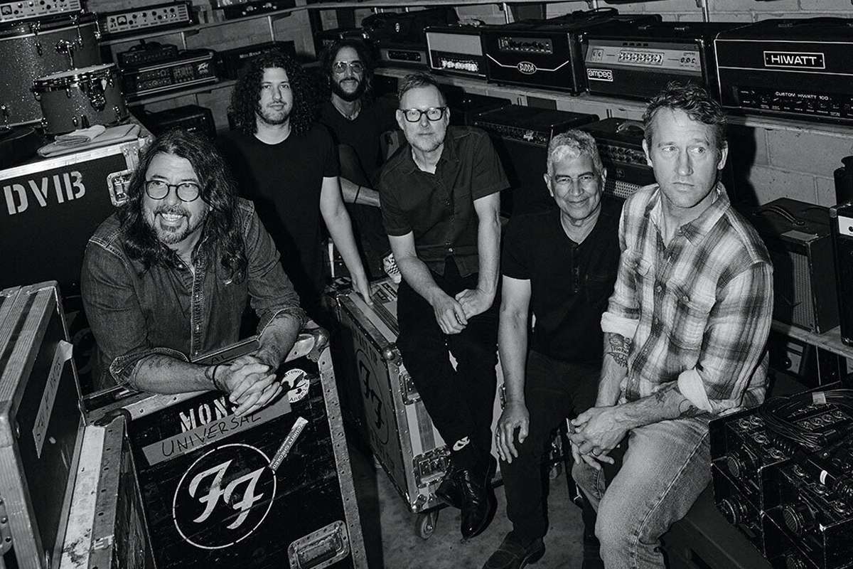 FOO FIGHTERS announce 2026 North American tour with new song “Asking for a Friend”