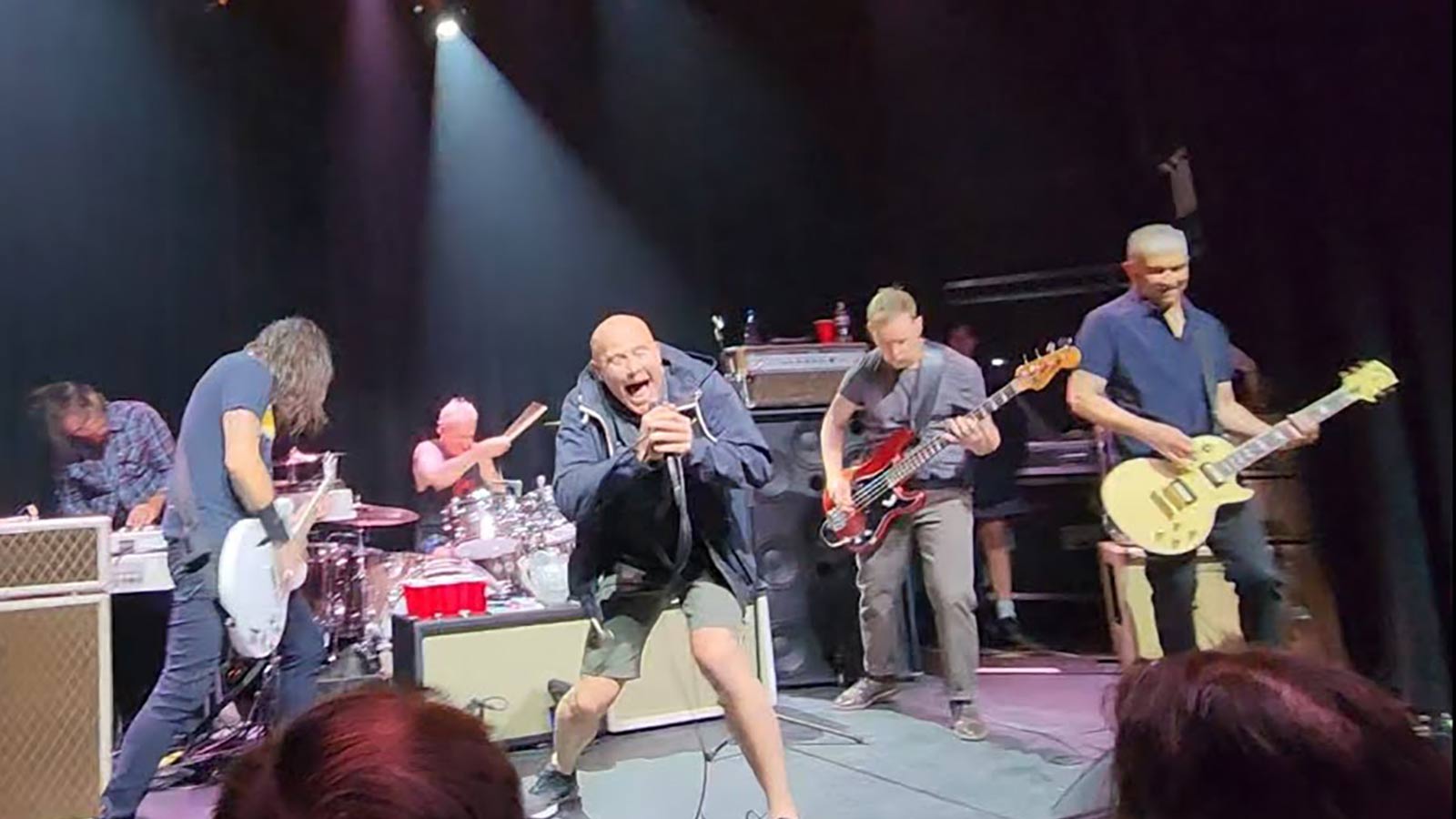 See FOO FIGHTERS cover BAD BRAINS with SCREAM singer in D.C.