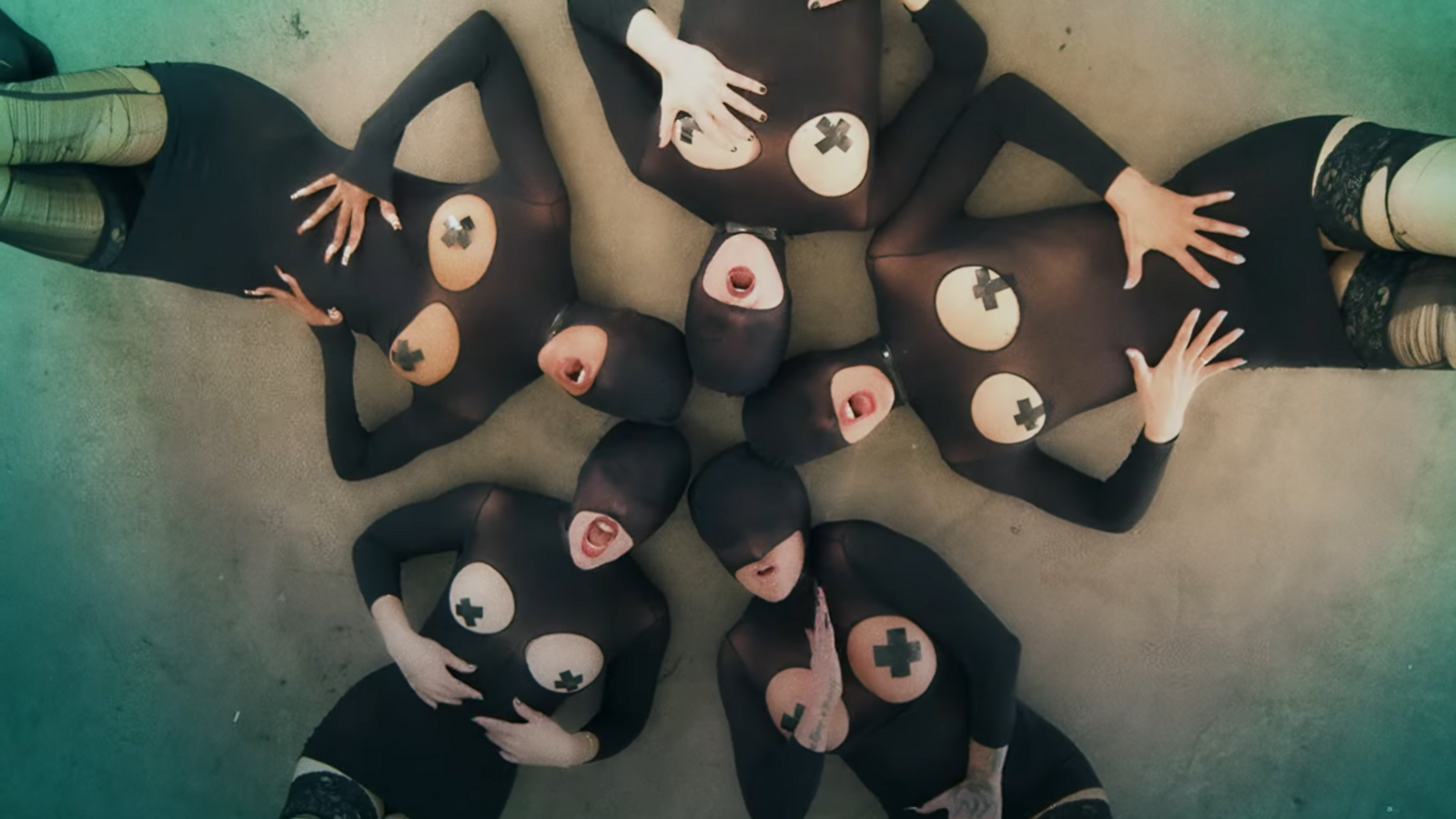You’ve Never Seen Korn’s “Freak on a Leash” Covered Like This