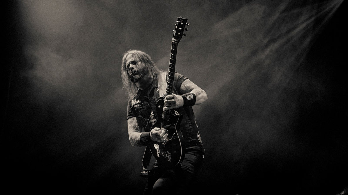 EXODUS’ Gary Holt: METALLICA’s James Hetfield “cheats” at downpicking