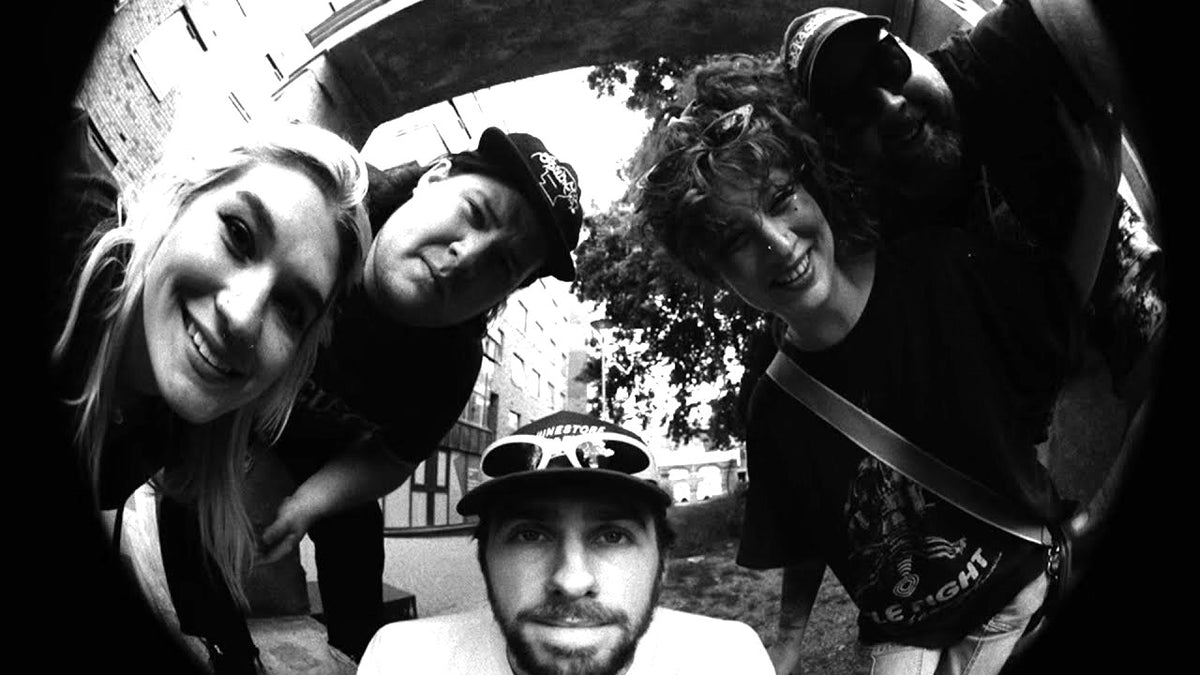 See GEL fuel a stage-diving frenzy in new “Persona” video
