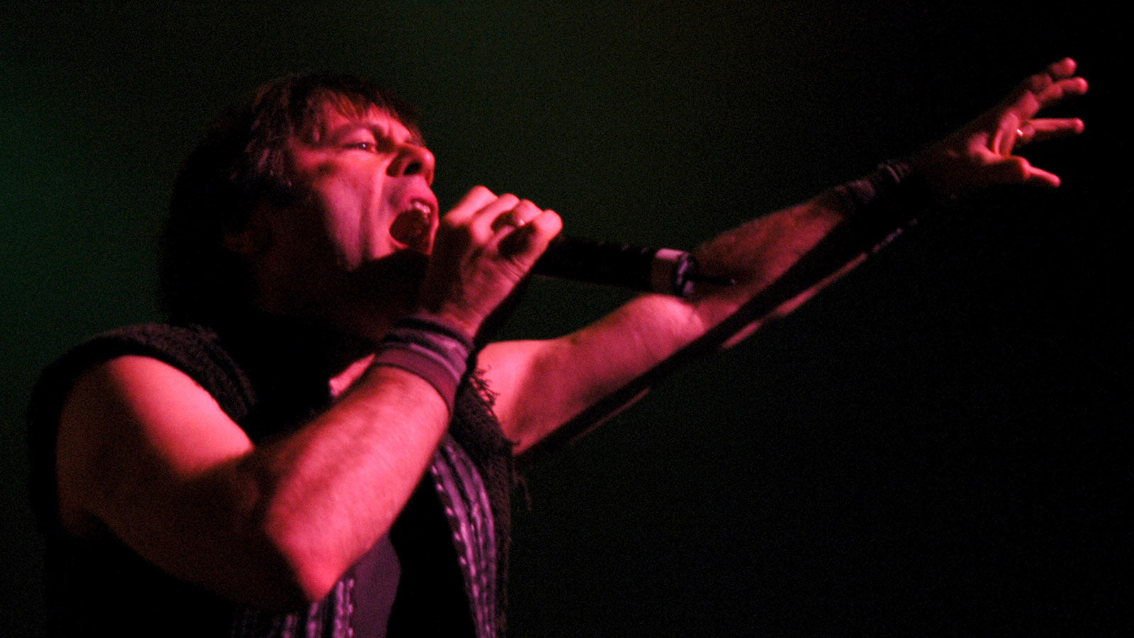 Favorite Shit: Iron Maiden’s Bruce Dickinson on Tolkien, Tigers, Fencing and More