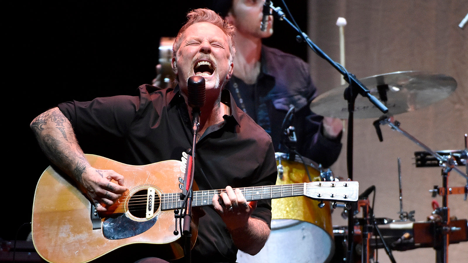 Metallica to Release Live Acoustic Double Album for Charity
