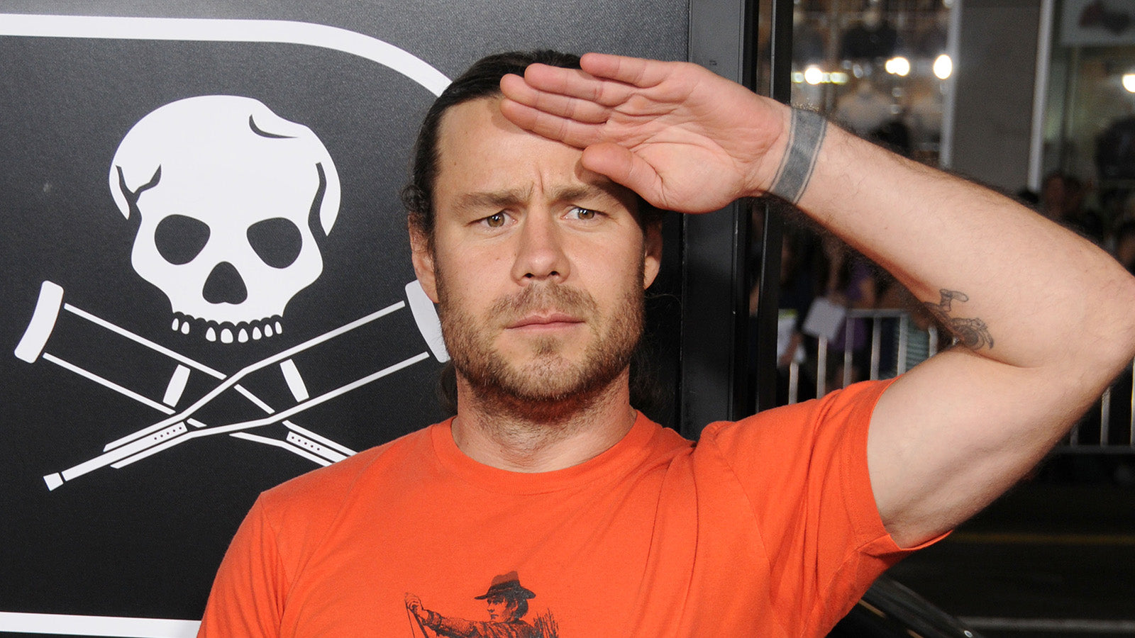 See ‘Jackass’ Cast and Crew Cover Misfits’ “Hybrid Moments” on New Year’s Eve 2010