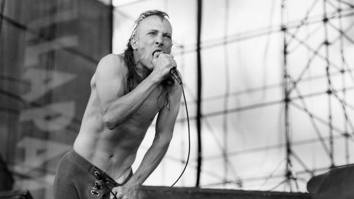 How Tool Became a Genre Unto Themselves With 1993’s Game-Changing ‘Undertow’