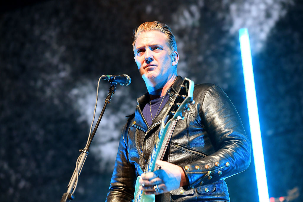 Josh Homme Apologizes for Kicking Photographer in Face: “I Was a Dick”