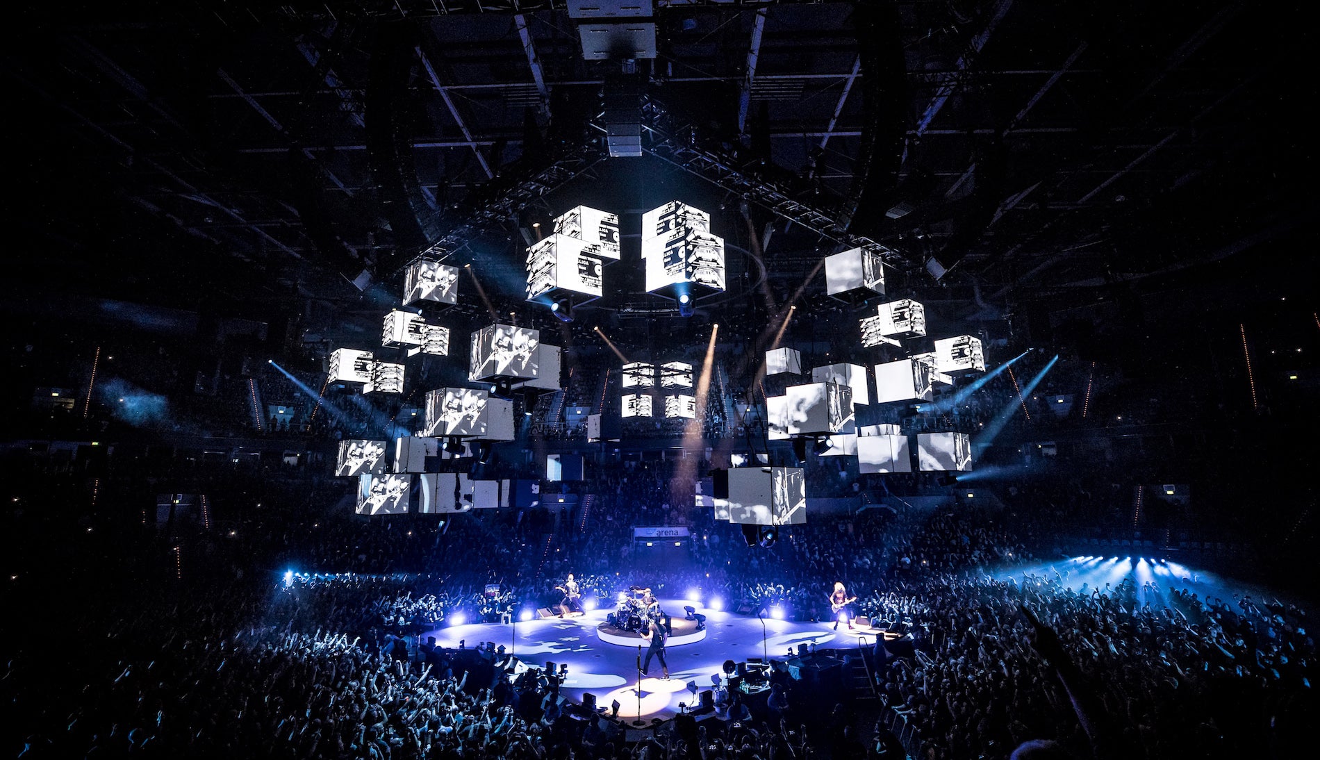 Go Inside Metallica’s Insane WorldWired Tour Production in New Doc