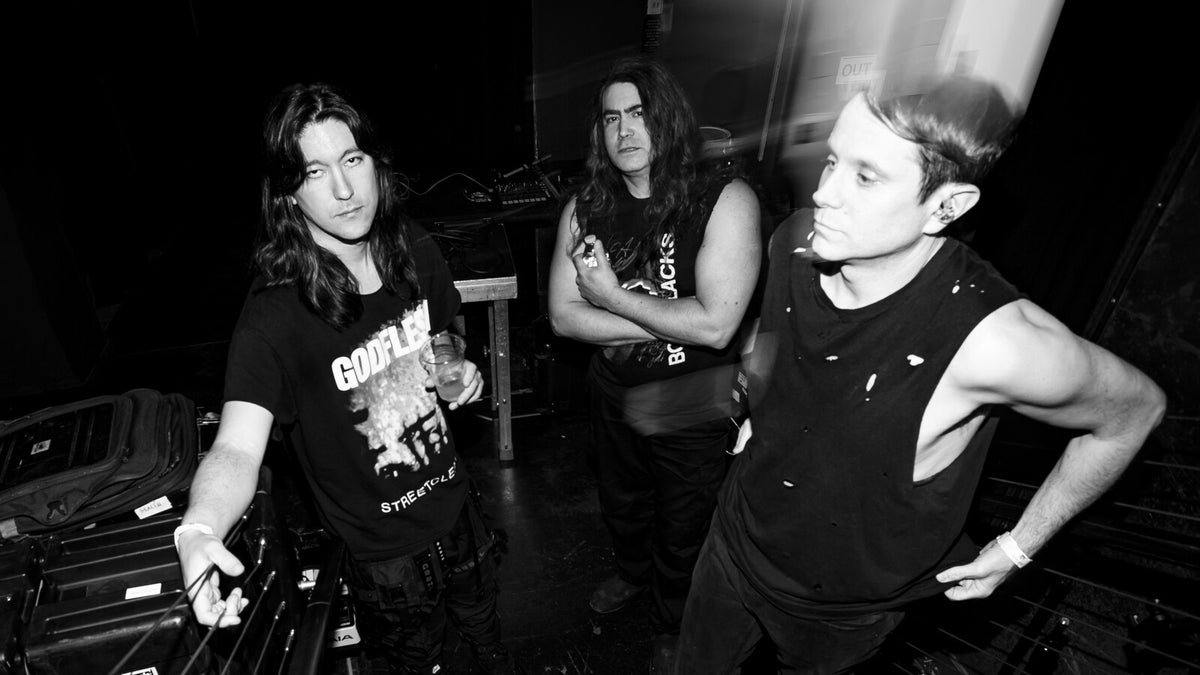 Hear HEALTH’s throbbing, thrilling new club banger “Hateful”