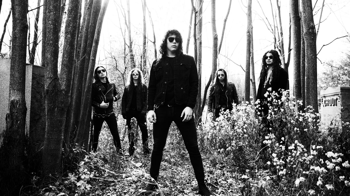 Hear Rising Goth-Metal Act Idle Hands’ New EP ‘Don’t Waste Your Time II’