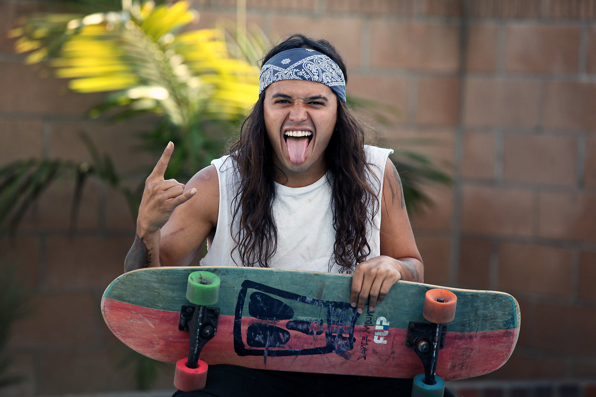 See David González Shred Thrash Riffs While Riding on Half-Pipe