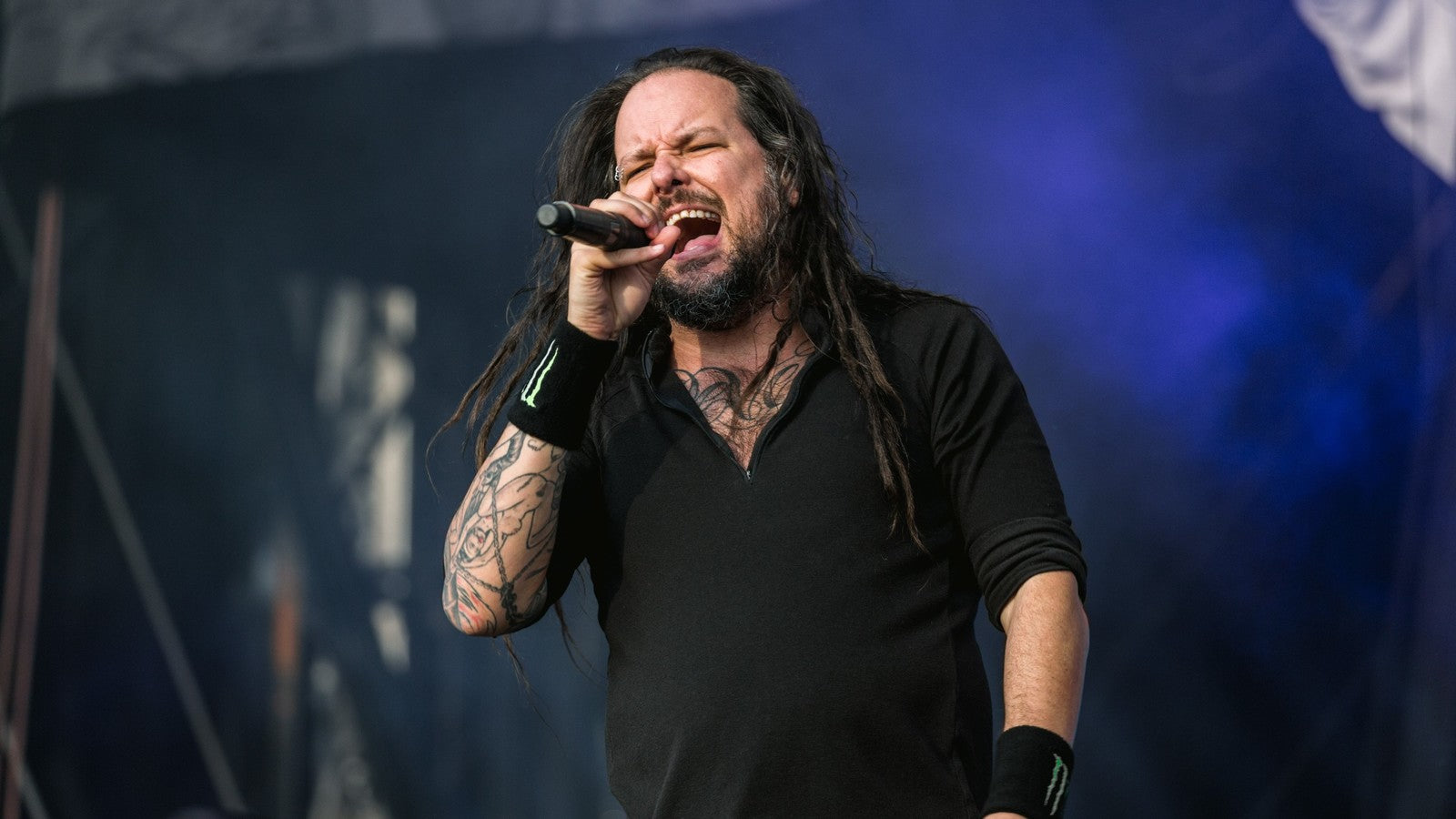 Korn’s Jonathan Davis Launches Pet Company Freak on a Leash