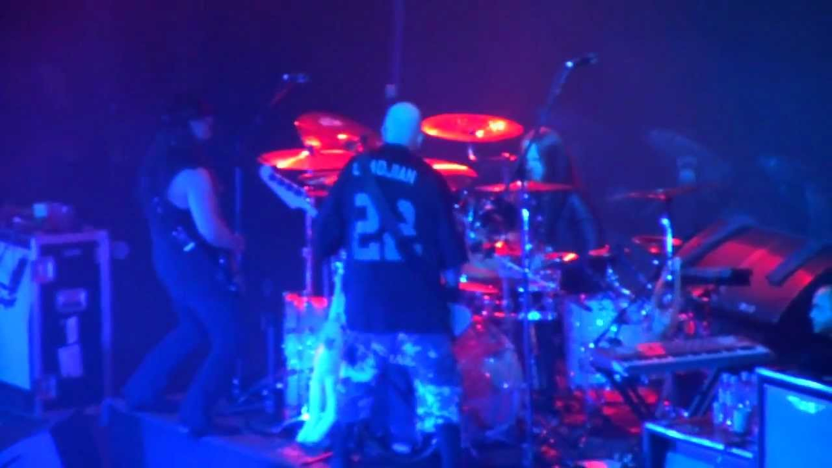 See System of a Down Play “Suite-Pee” With Joey Jordison in 2012