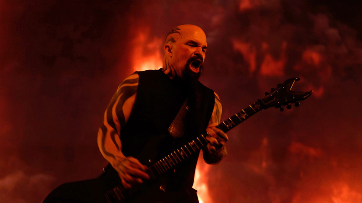 See SLAYER icon KERRY KING reign again in debut solo music video “Residue”