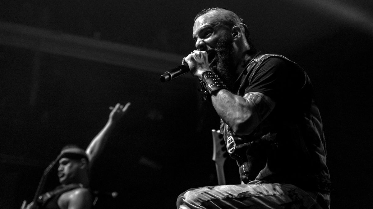 Killswitch Engage, Clutch Team for Co-Headlining Summer Tour Presented By Revolver