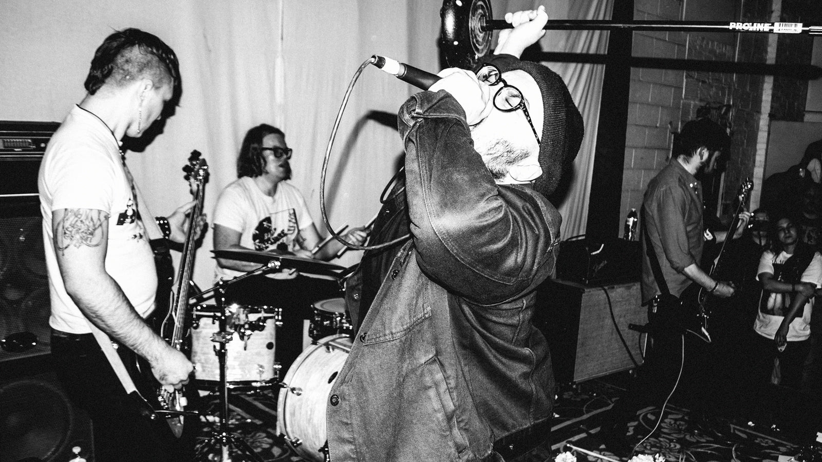 Lace: Texas Hardcore Crew Channel Isolation, Anxiety Into One of 2018’s Best Debuts