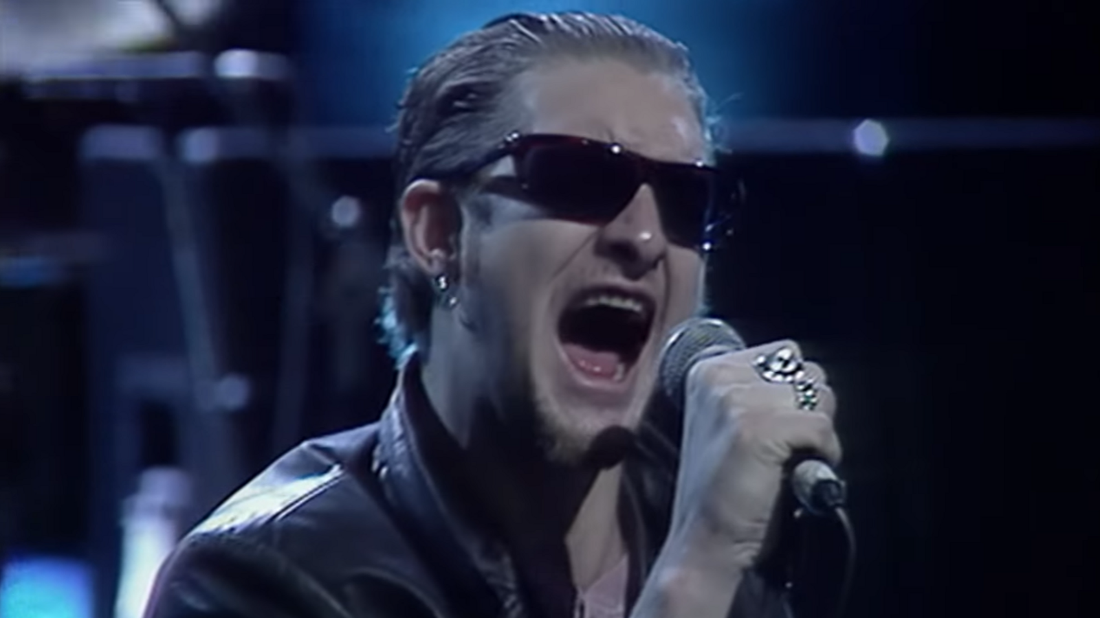 See Alice in Chains’ Stunning “Would?” Performance on ‘BBC’ in 1993