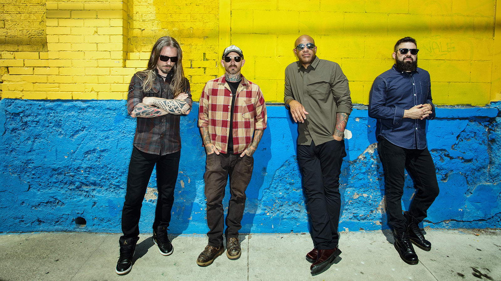 Howard Jones Talks New Light the Torch Album, Juicy J, Fish Stories