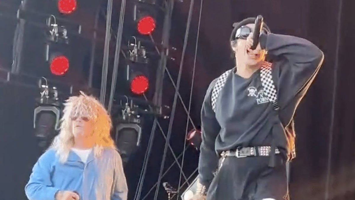 See LIMP BIZKIT debut new look, play “Break Stuff” with YUNGBLUD