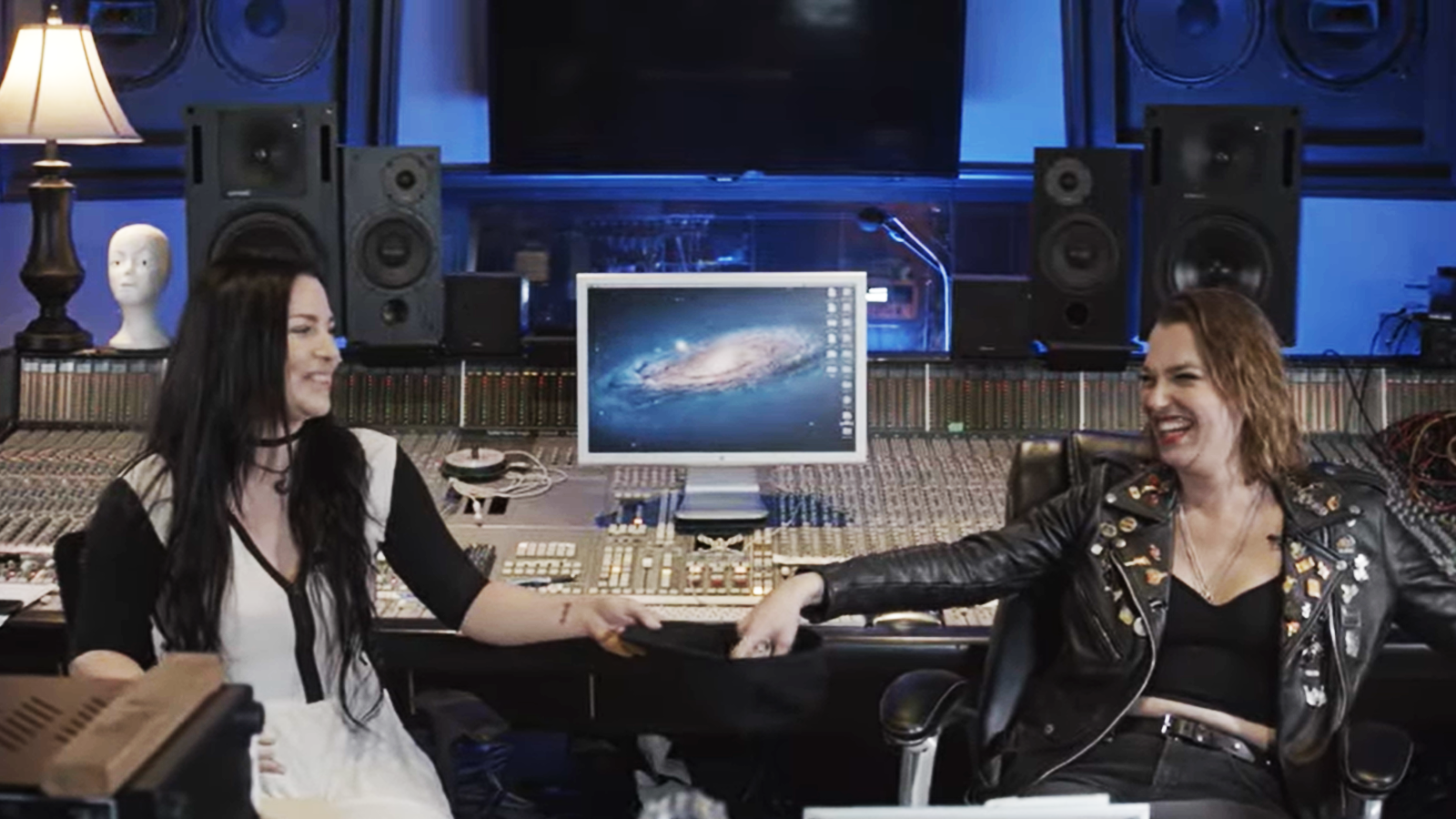 See Amy Lee and Lzzy Hale Play Icebreaker Game: Celebrity Crushes, Karaoke Faves and More