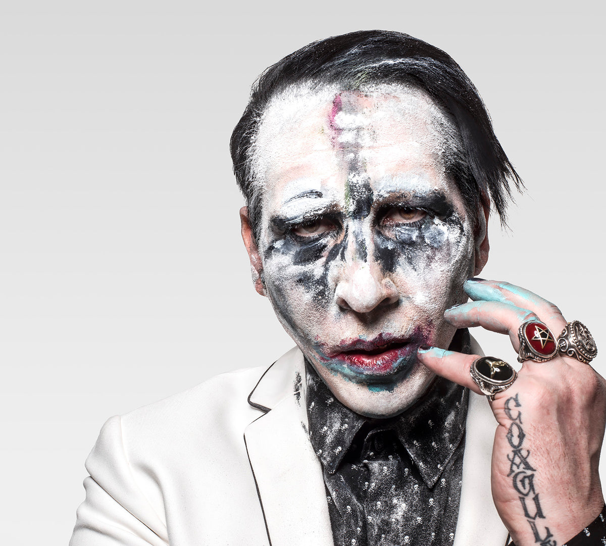 Hear Marilyn Manson’s Catchy, Creepy New Anthem “KILL4ME”