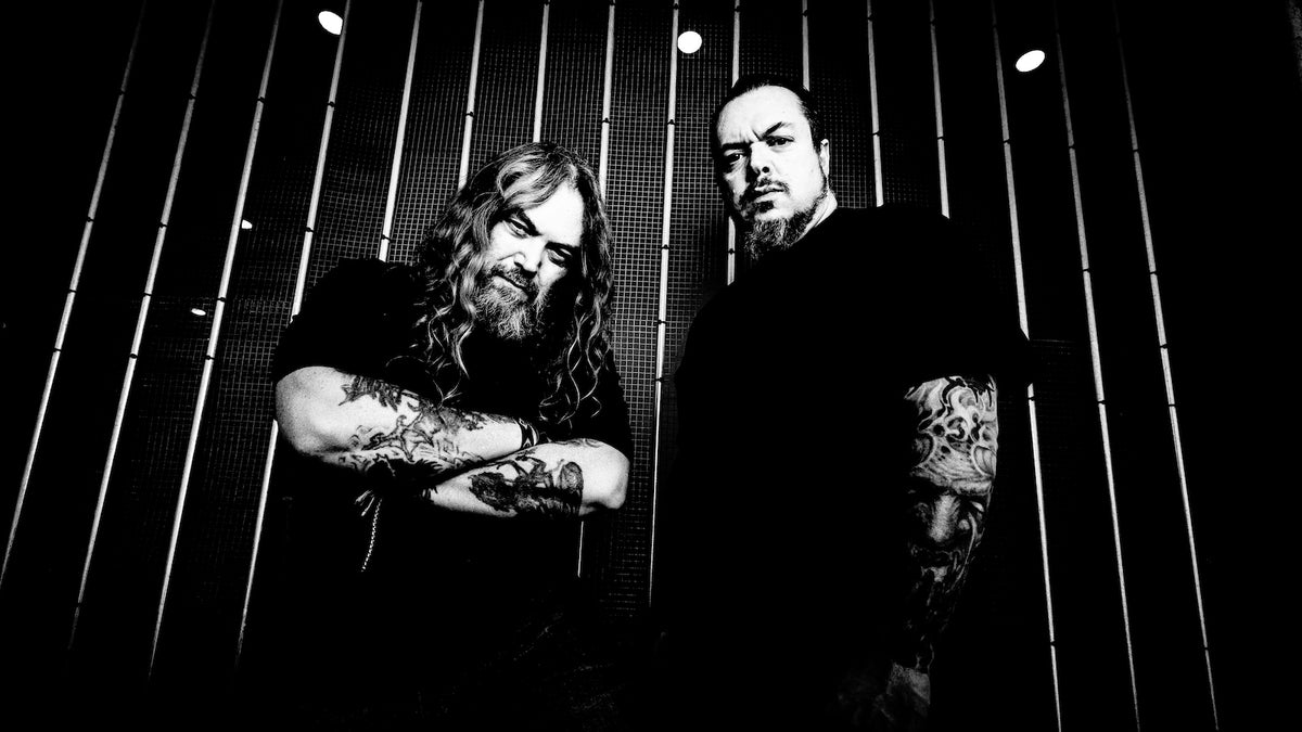 CAVALERA brothers re-record first SEPULTURA EP and album, announce 2023 tour