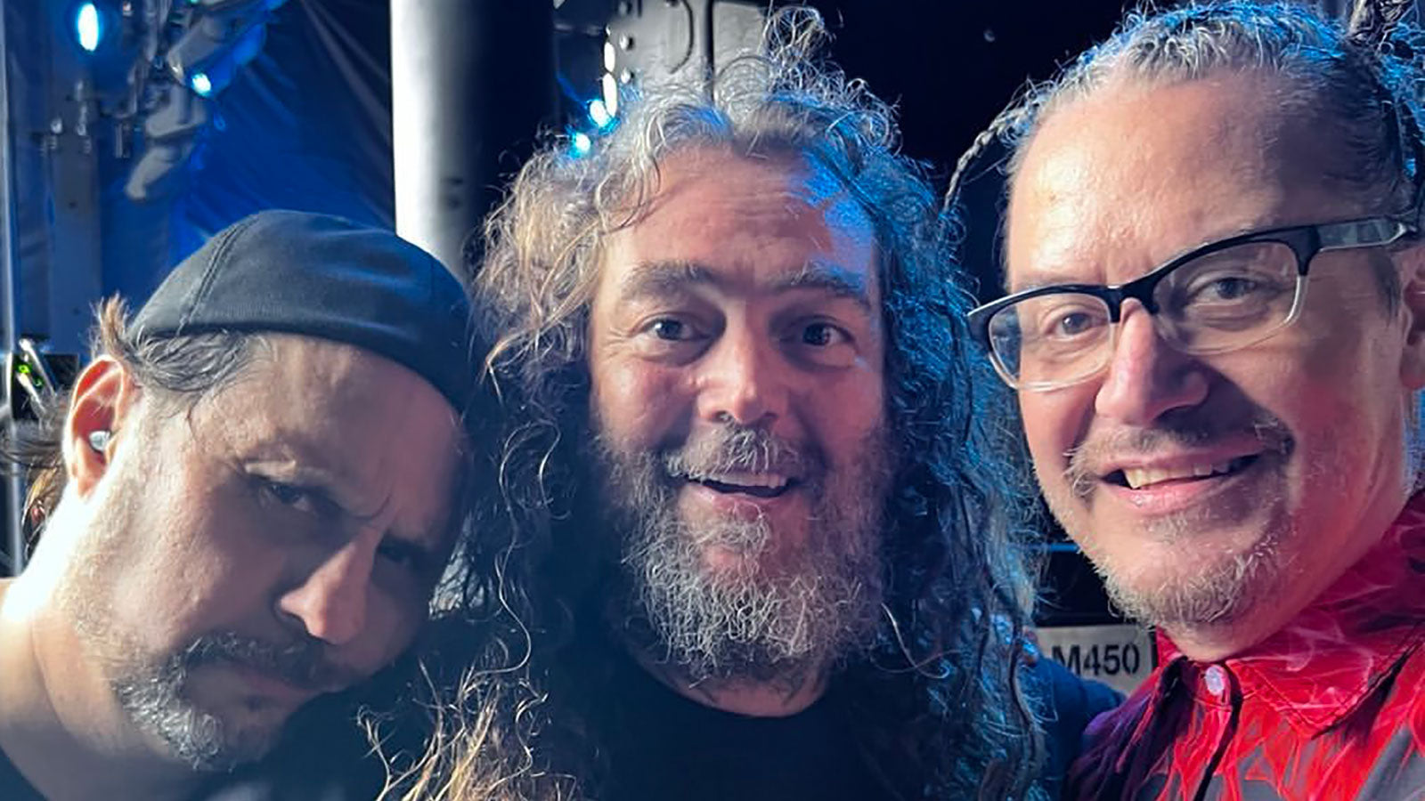 See MAX CAVALERA join MR. BUNGLE for SEPULTURA’s “Territory”