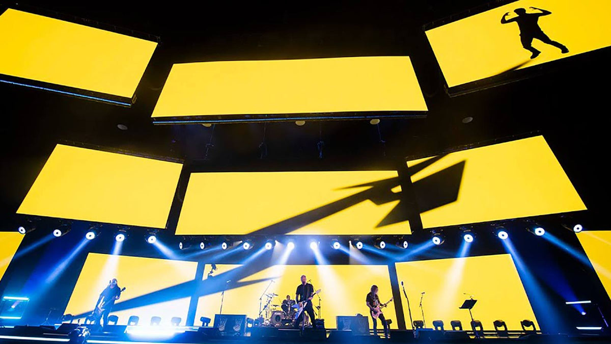 See Official Pro Video of Metallica Playing “Lux Aeterna” Live for First Time