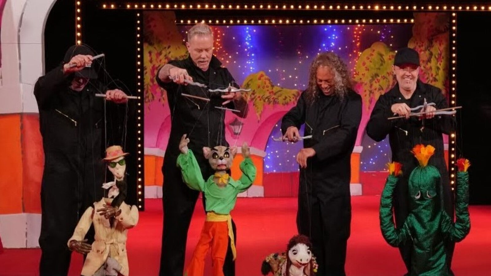 See METALLICA try to master actual puppets in hilarious ‘Kimmel’ bit