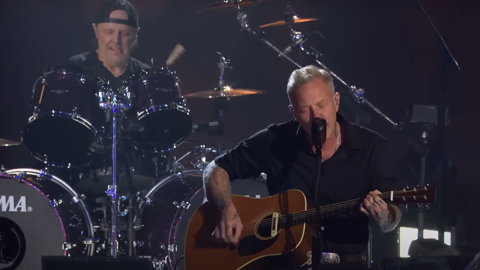 See Official Pro Video of Metallica Covering Thin Lizzy’s “Borderline” Live
