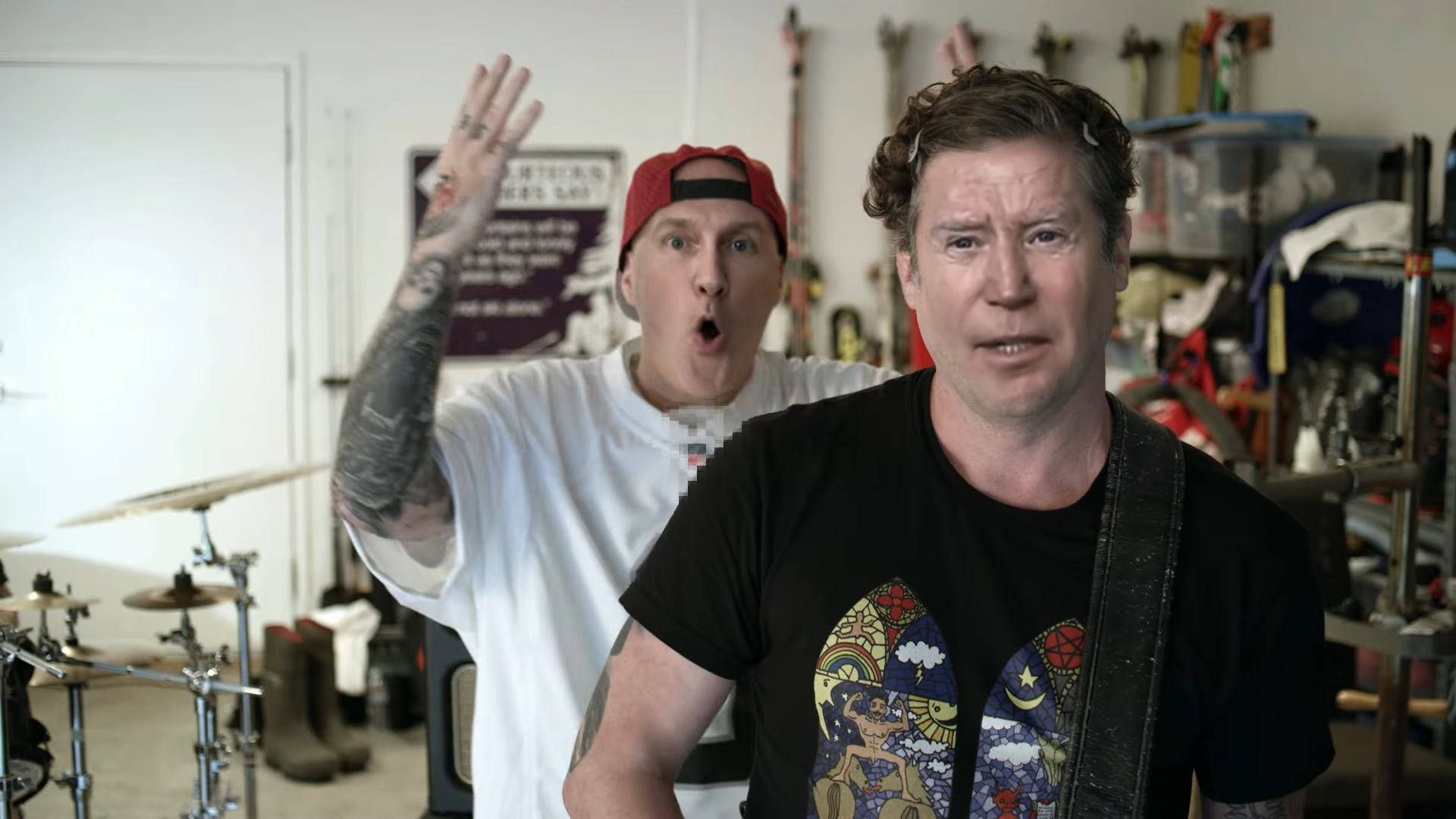 See LIMP BIZKIT deepfake BIDEN, PUTIN and more in wild new “Out of Style” video