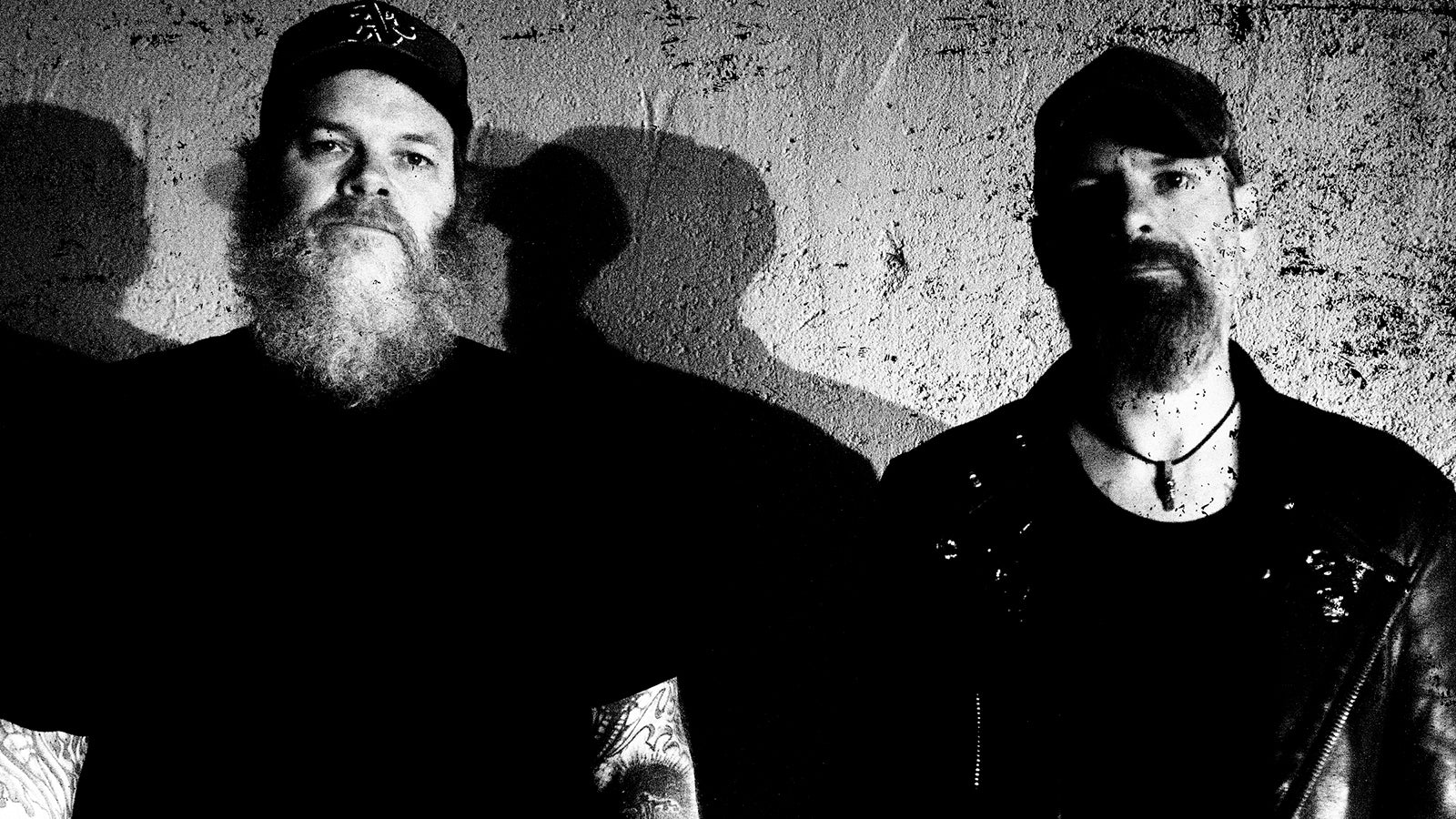 Hear Mirrors for Psychic Warfare’s New Song Featuring Neurosis, Buried at Sea Members