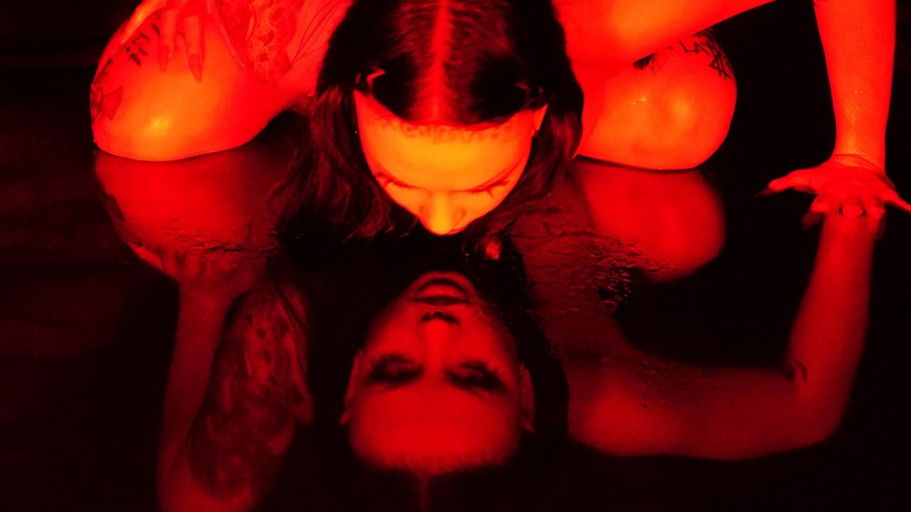 Hear ZHEANI’s dark dancefloor anthem “Sex Never Dies”