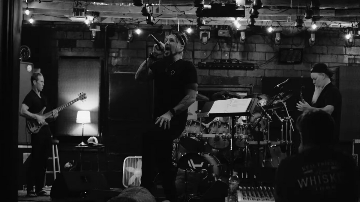 See Mudvayne Play ‘L.D. 50’ Song in New Rehearsal Video