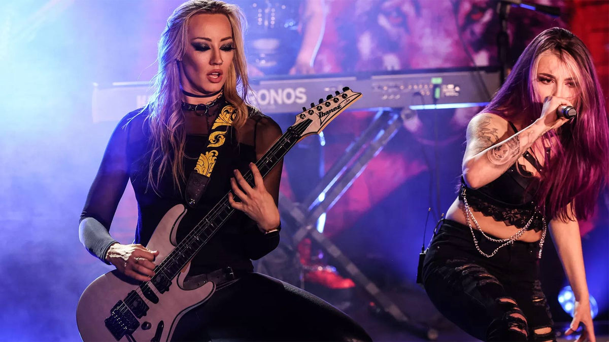 See NITA STRAUSS cover PANTERA’s “Cowboys From Hell” in Atlanta