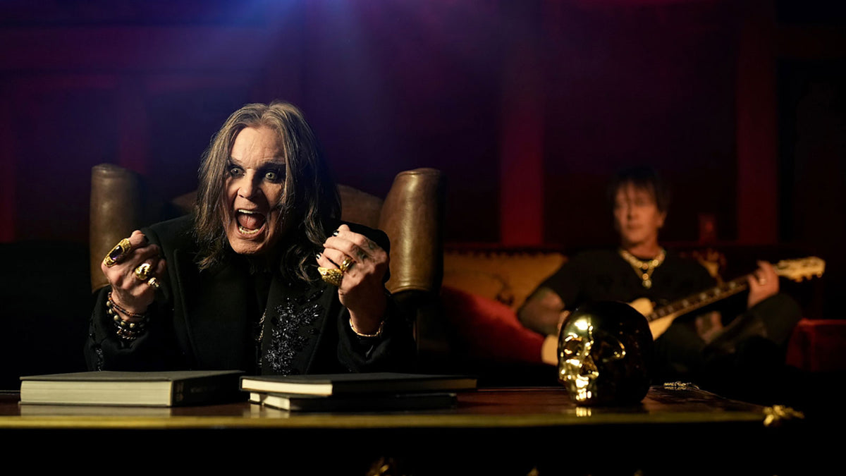 Hear OZZY OSBOURNE wail on BILLY MORRISON’s new song “Crack Cocaine”