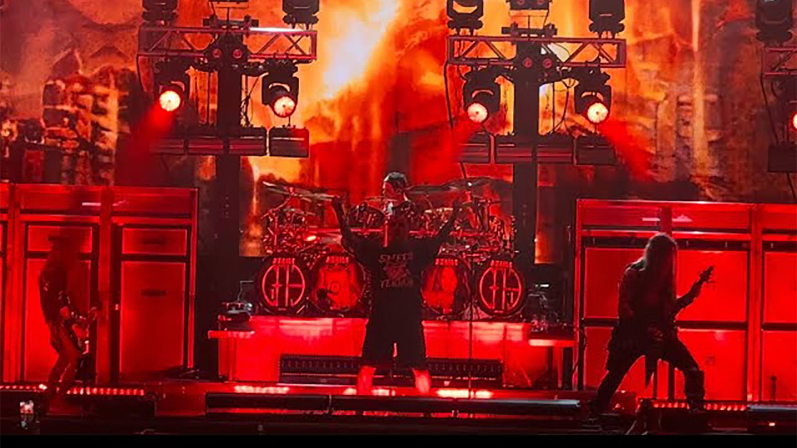 See PANTERA play “Suicide Note Pt. 2” for first time in 22 years