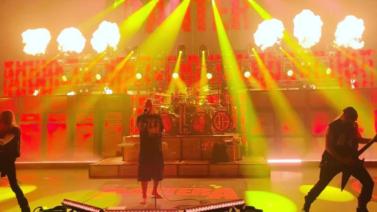 See White Zombie Bassist’s Video of Pantera’s “Secret Rehearsal” for Comeback Tour
