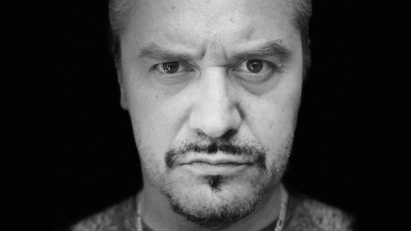 Mike Patton Opens Up About Mental Health Struggle: “My Confidence Was Broken Down”