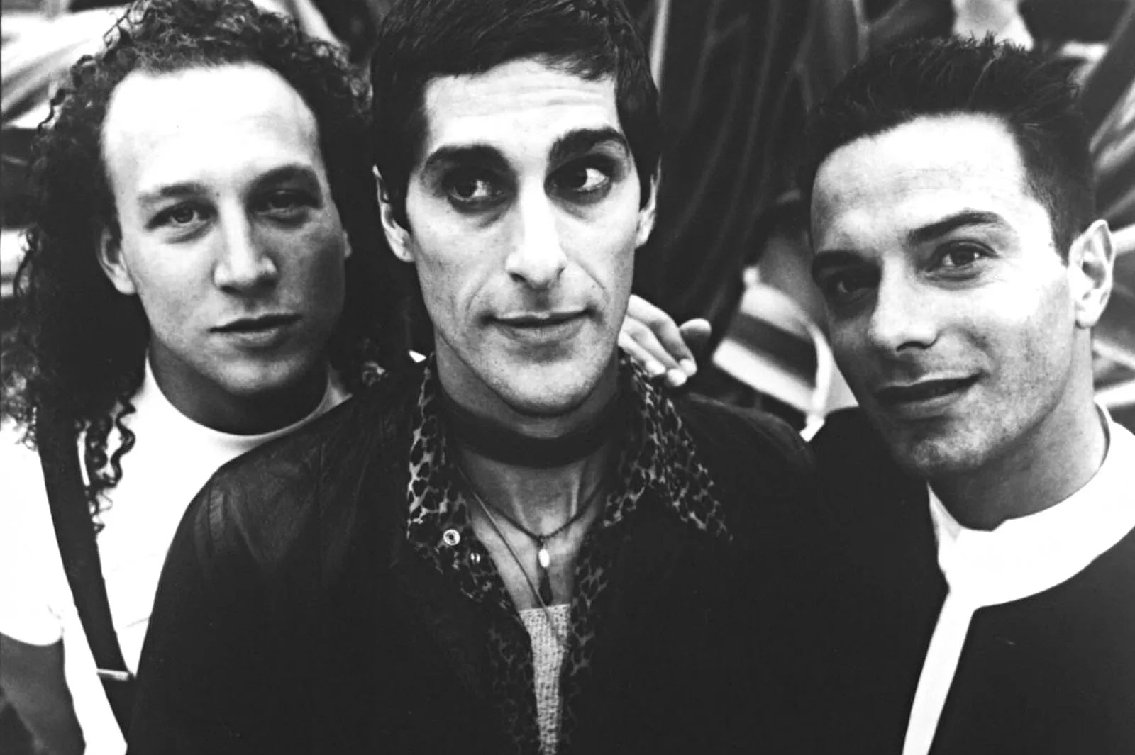 Hear PORNO FOR PYROS’ first new song in 26 years “Agua”