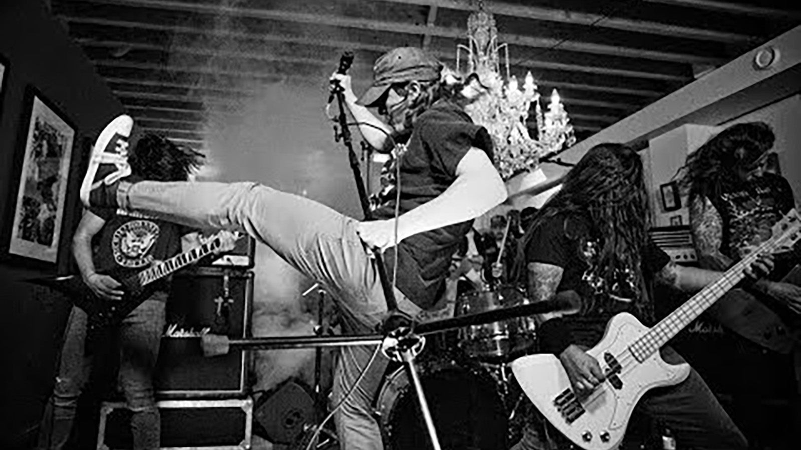 See Crossover-Thrashers Power Trip Play Insane House Show