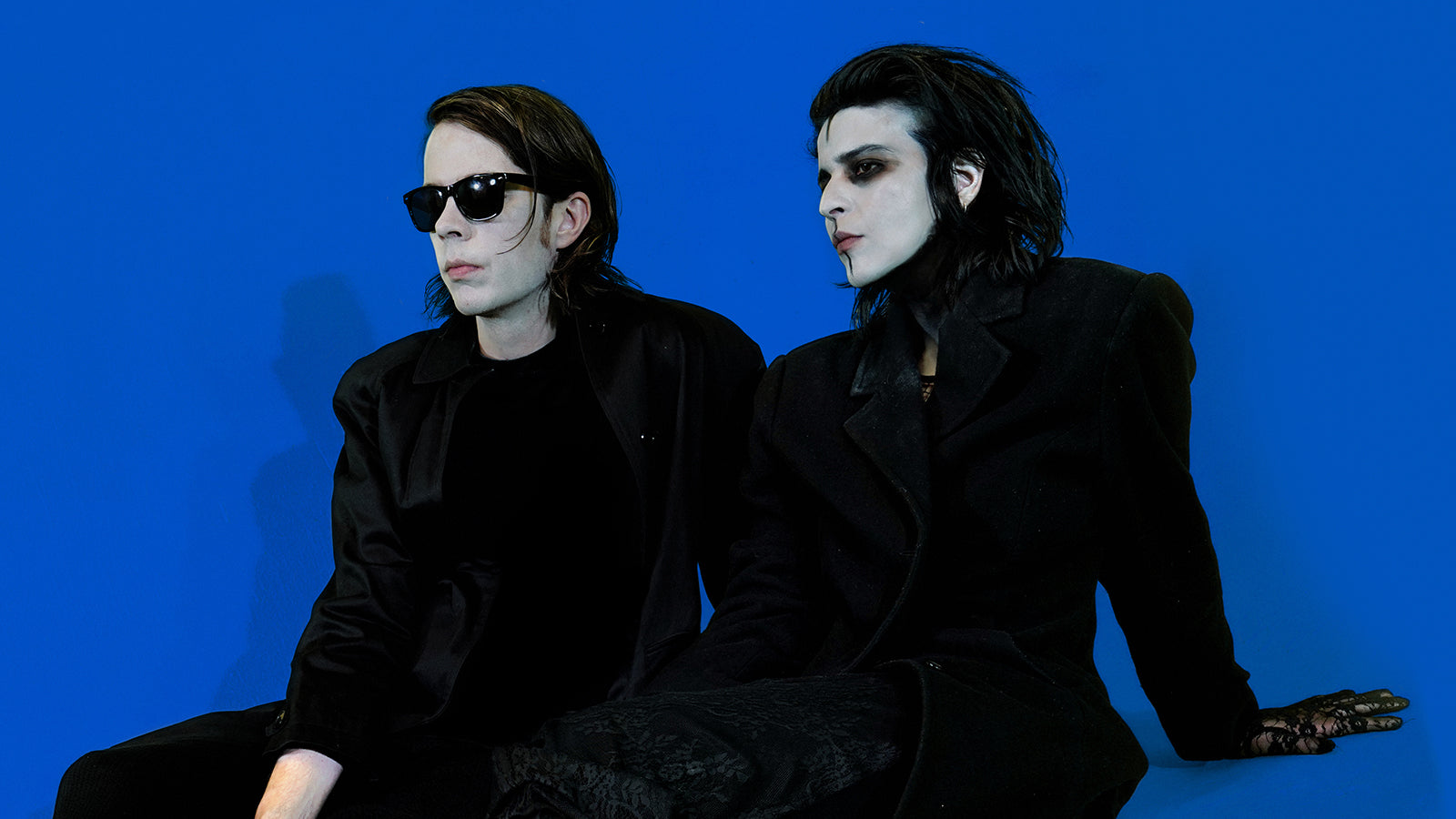 Hear Deftones-Approved Death-Pop Duo VOWWS’ Eerie New Song “One by One”
