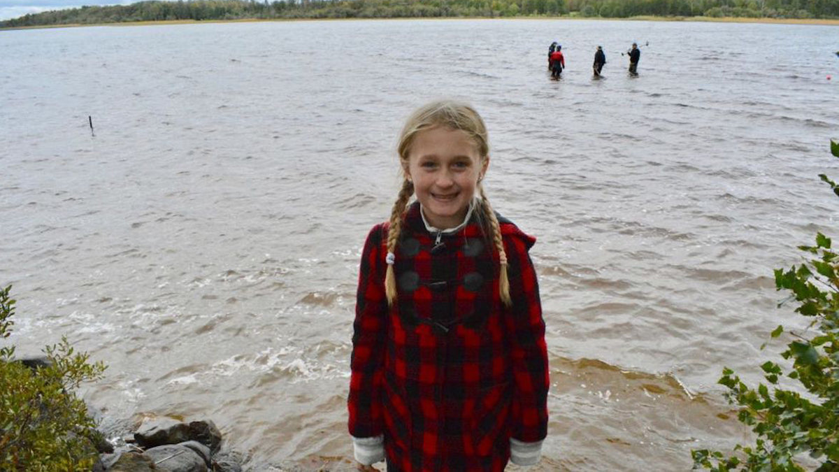 Girl Who Found Ancient Sword in Lake: “People Are Saying I Am the Queen of Sweden”