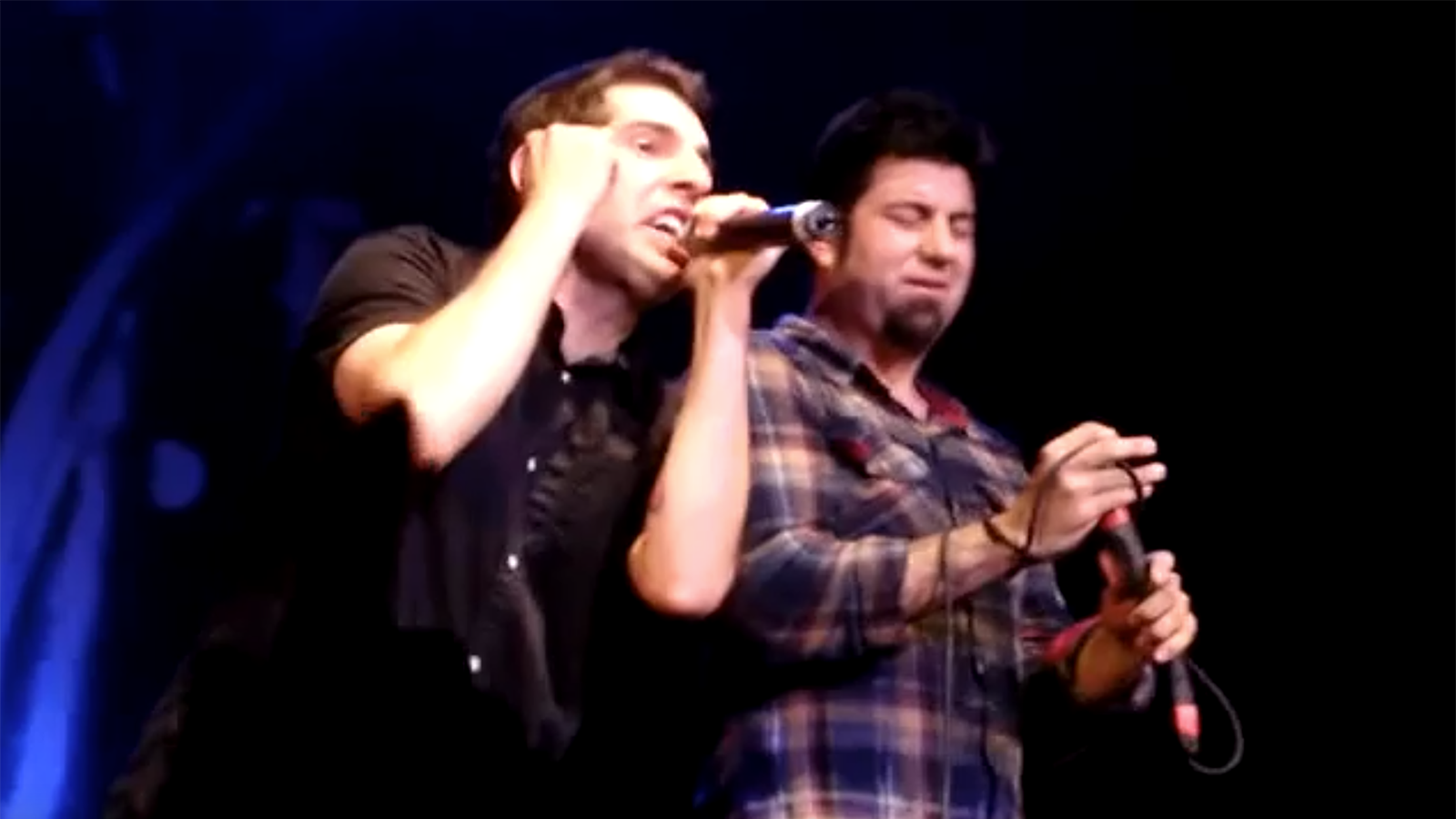 Watch Deftones Cover Sade’s “No Ordinary Love” Live With Far Singer in 2009