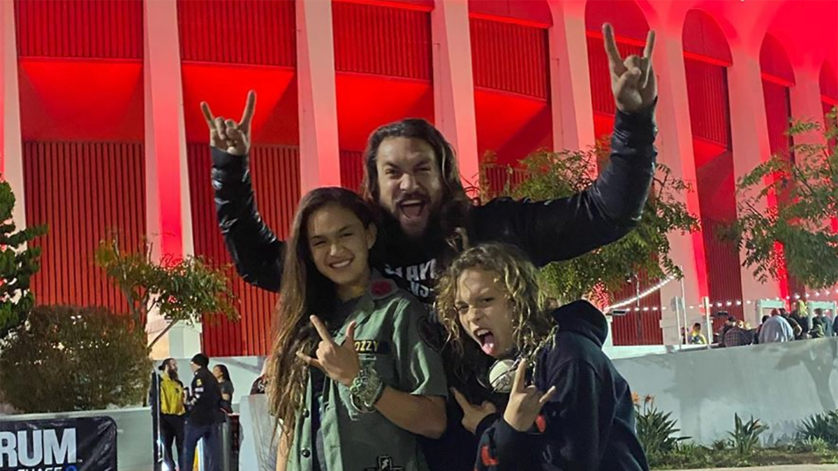 See Jason Momoa Rock Out With His Kids at Slayer’s Final Show