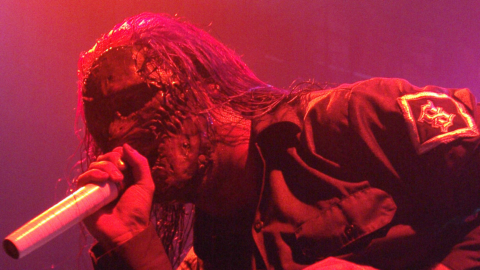See Slipknot’s Intimate Performance of “Duality” on ‘Kimmel’ in 2004