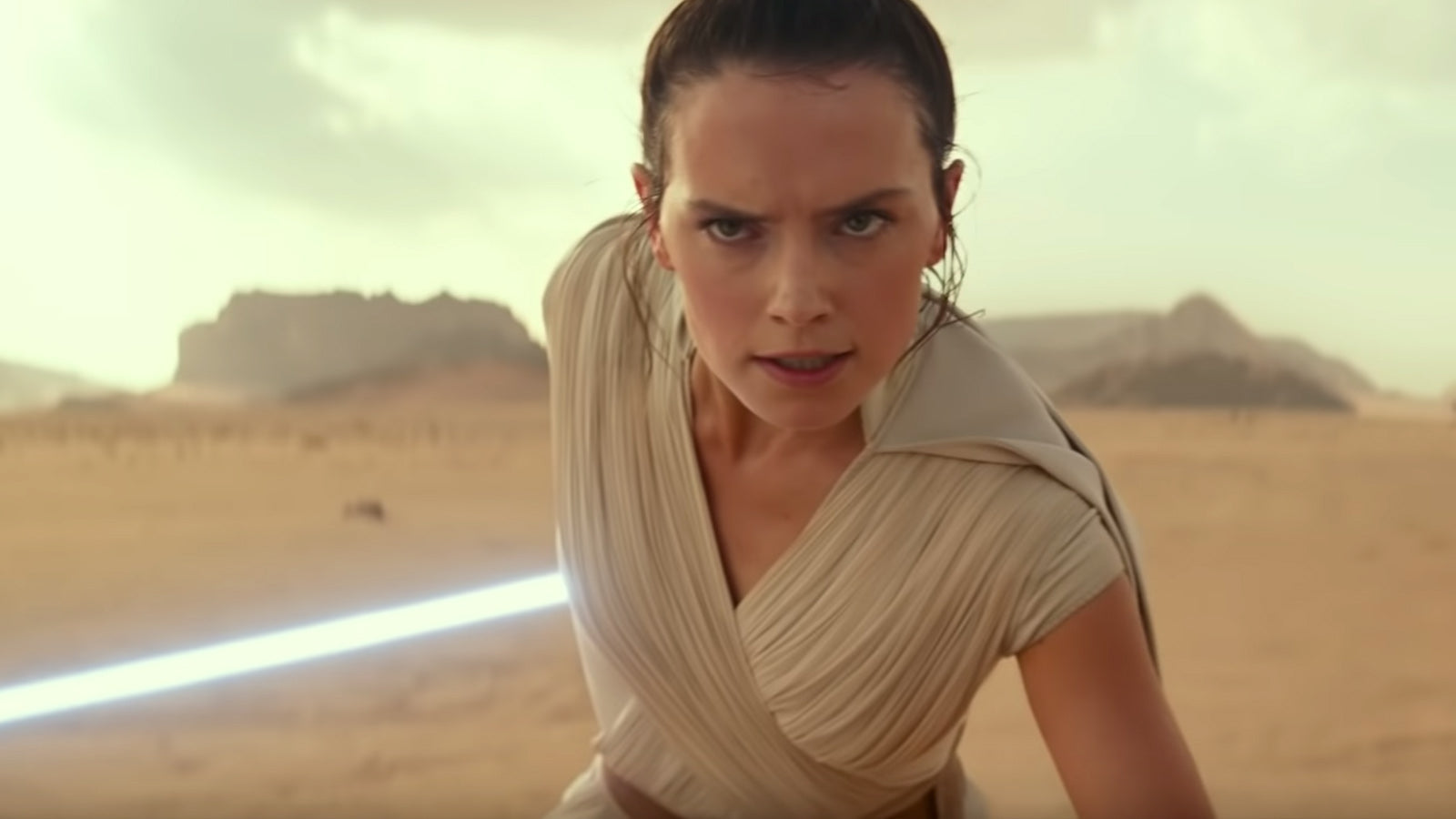 ‘Star Wars Episode IX’: Watch Stunning First Trailer Starring New Droid Dio