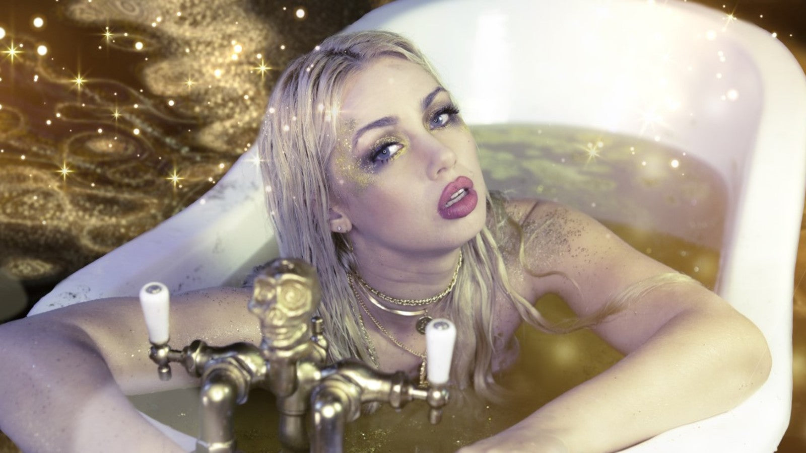 Sumo Cyco’s Skye Sweetnam Picks 6 Favorite DIY Music Videos