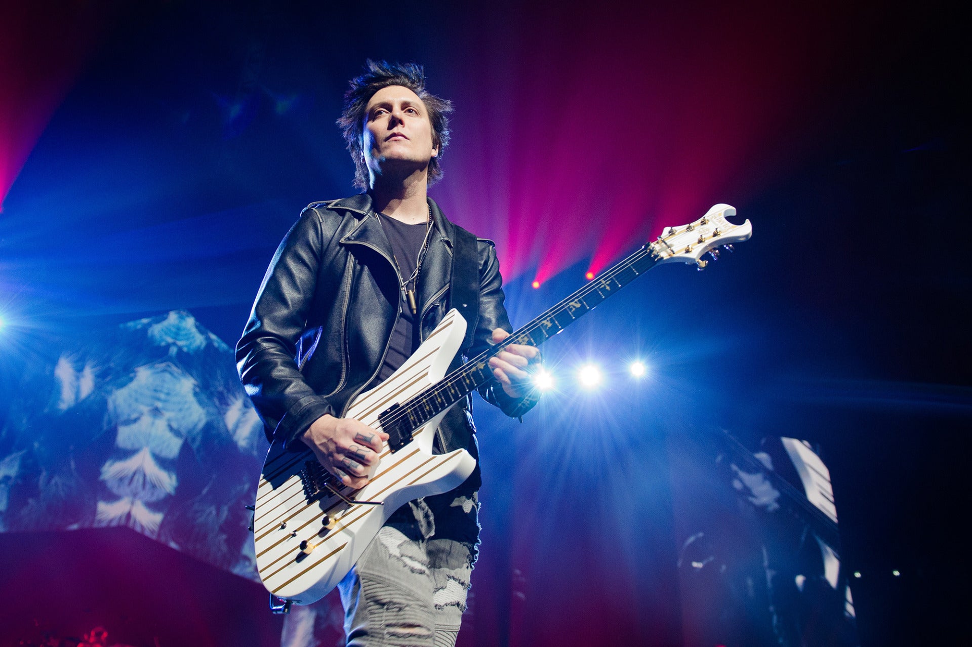 Synyster Gates on Launching Online Guitar School, Creating “Legion of Shredders”