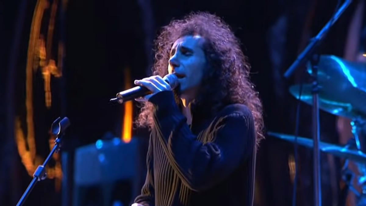 See System of a Down’s Epic “Holy Mountains” Performance in 2005