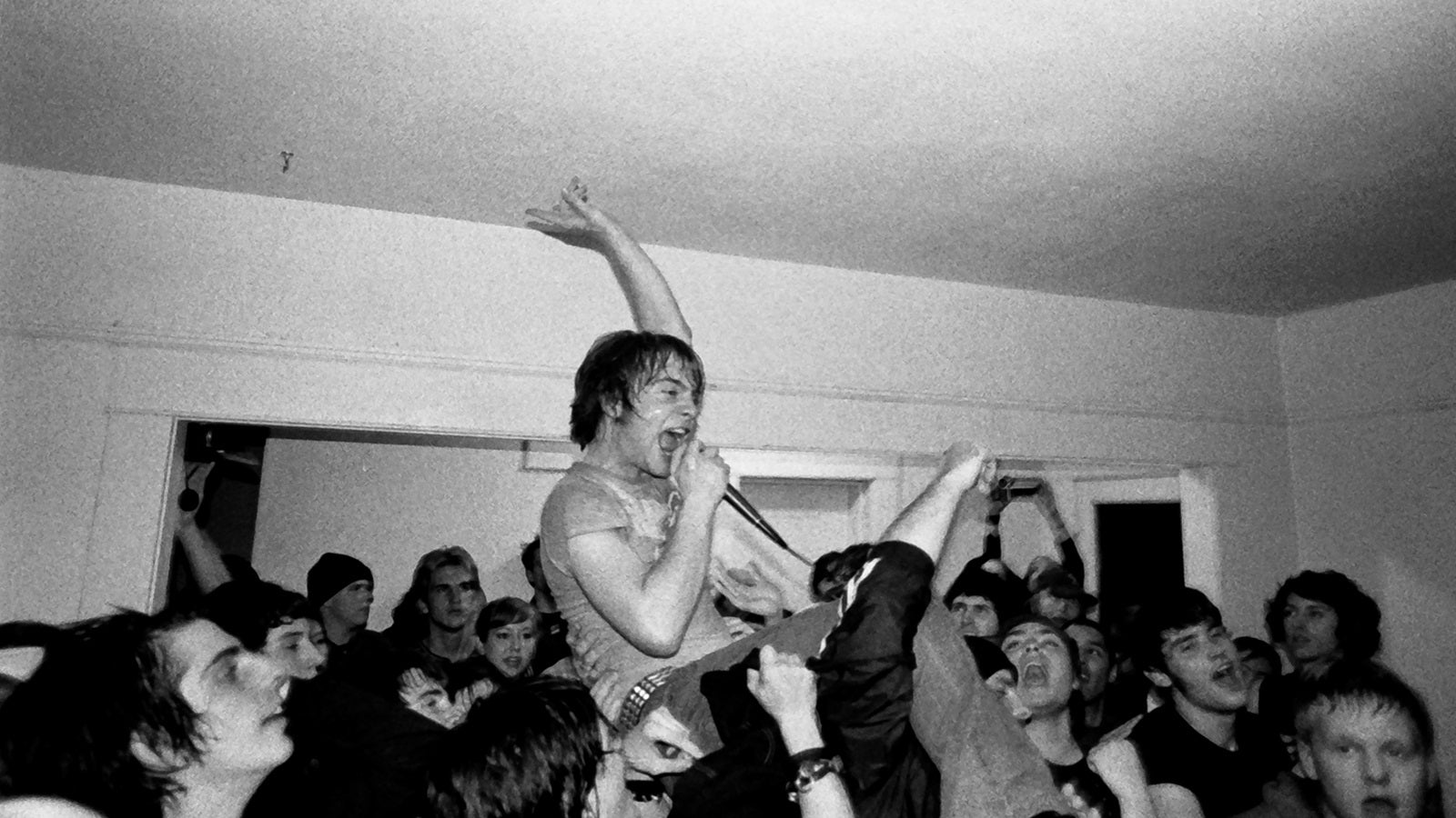 THE BLOOD BROTHERS reunite for U.S. tour and ‘Crimes’ reissue